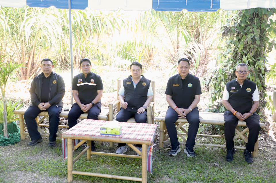 title - เลขาฯ ส.ป.ก. พร้อมคณะ ร่วมลงพื้นที่ติดตามคณะ รมช.กษ. ตรวจราชการ ณ ตำบลอ่าวลึก